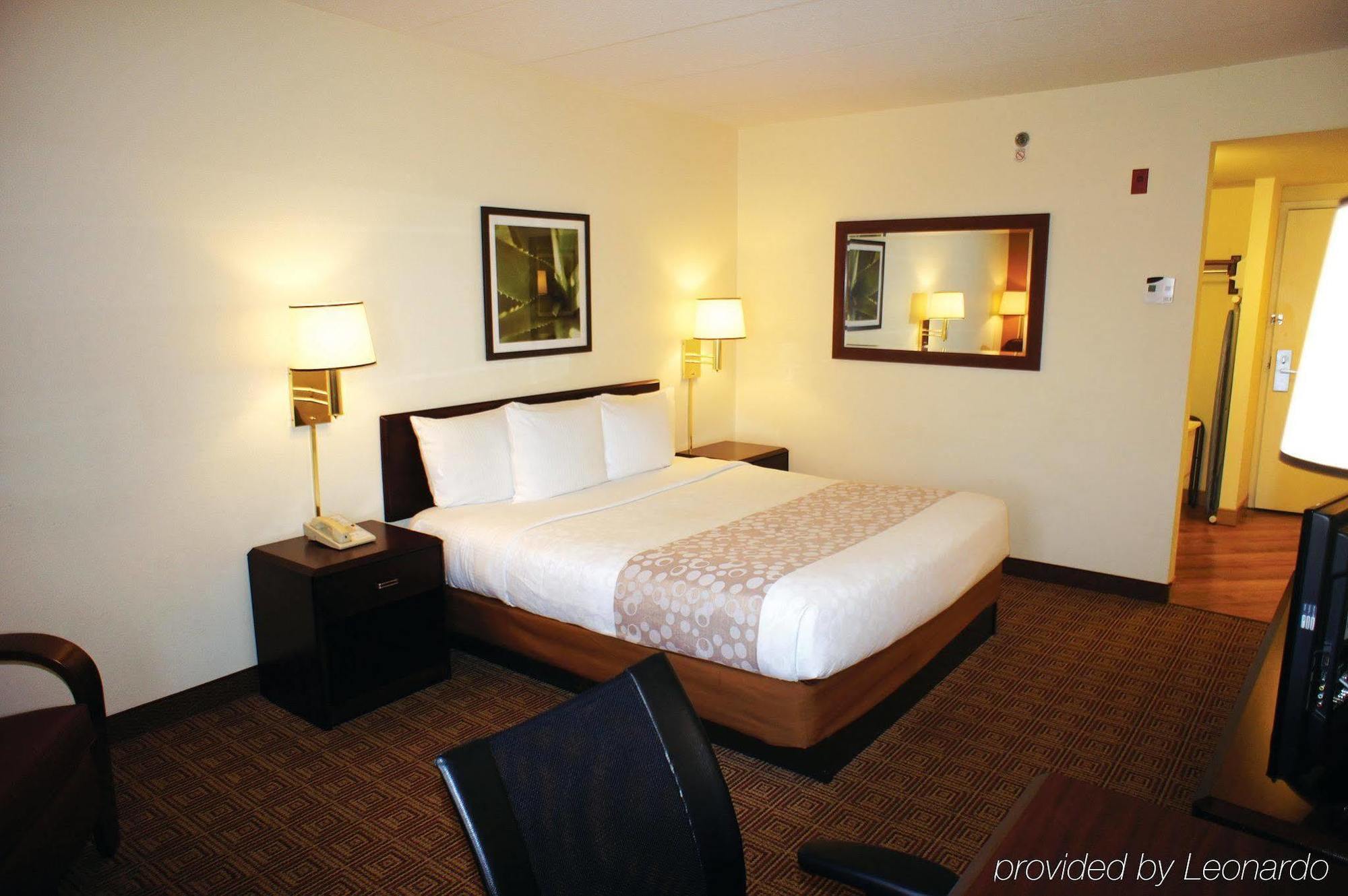 Hotel La Quinta By Wyndham Warwick Providence Airport Exterior foto