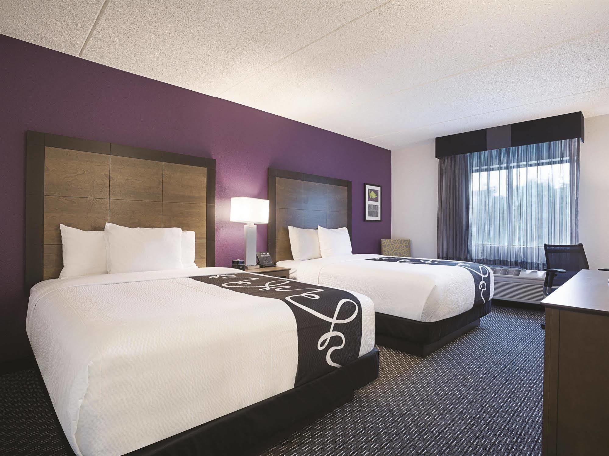 Hotel La Quinta By Wyndham Warwick Providence Airport Exterior foto